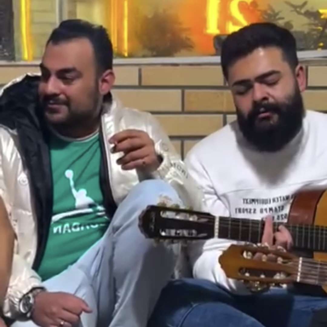 آهنگ جدید روح الله کرمی فلک فن باز